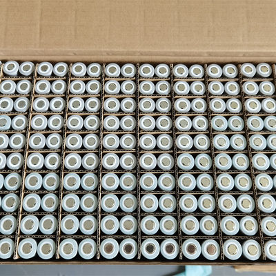 UN38.3 ha certificato 3,7 la batteria ricaricabile di V 2400mah 18650 con la cima piana 0.05kg