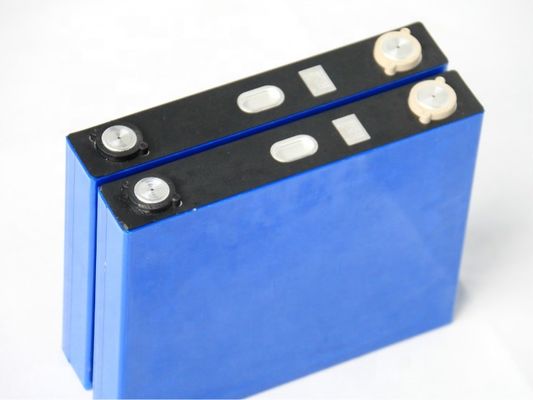 Ciclo profondo della batteria del litio LiFePO4 di MSDS 3.2V 202Ah per il pacchetto a energia solare